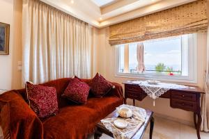 Verga Majestic Sunsets - Elegant & Secluded Retreat