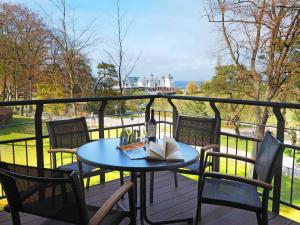 Kaiservillen Heringsdorf - Ferienwohnung mit 2 Schlafzimmern und Balkon D212