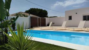 PALAPA GARDEN alojamientos, piscina privada y cerca del mar