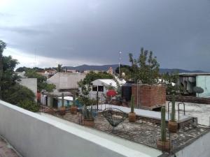 Estancia con entrada independiente en Zona Céntrica