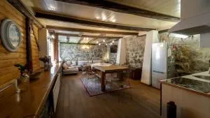 Charming Holiday House in Velika Lesnica - Kuželj