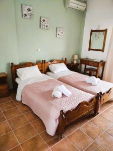 Aris Seaside Issos Beach