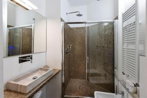 OLD PORT ROOMS DI FRONTE ALLACQUARIO - GENOVABB it