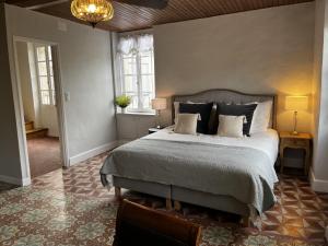 Light and Airy Home in the Heart of Pézenas