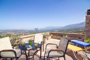 Samonas - Green villa Faskomilia