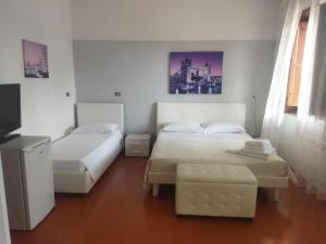 Deluxe Triple Room room in B. & B. Villa Giada