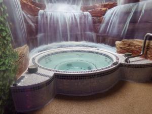 Hotels chambre avec spa privatif : Chambre Double avec Baignoire Spa