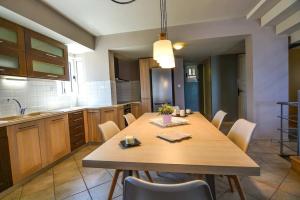 Aigli Luxurious Villa