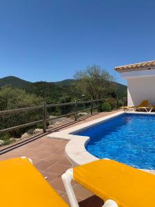 Villa Vista Bonita with private pool, 4 bedrooms, 9 people