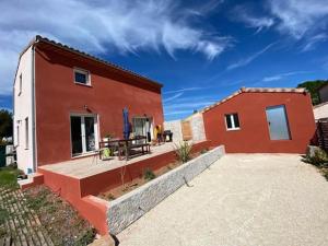 Maisons de vacances Maison dans un joli village en Drome Provencale : photos des chambres