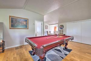 Loft Unplugged with Outdoor Space in Amish Country!