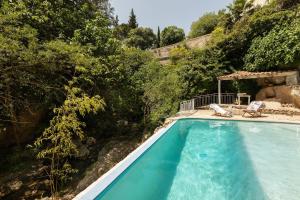 Appartements Le Cocon de la Source - votre sejour au frais en Provence Verte : photos des chambres