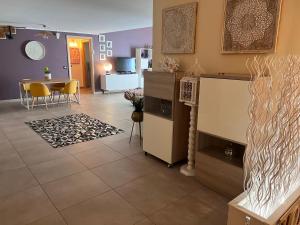 ZEFIA HOME