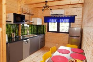 DOMEK Z SAUNĄ i JACUZZI NAD JEZIOREM BORY TUCHOLSKIE