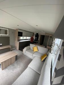 17 Wildflower Meadow