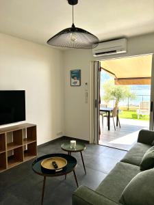 PIEDS DANS LEAU, TIUCCIA, appartement 2-4 pers