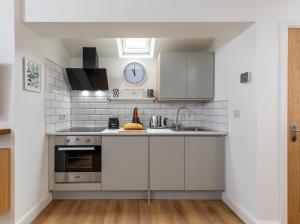 Bijou Romantic Retreat, Whitby centre