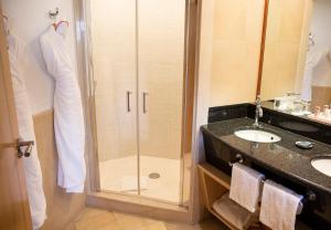 Hotels Grand Hotel Les Flamants Roses Thalasso & Spa : photos des chambres