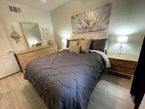 Spectacular Mountain Views at Hawk Ridge