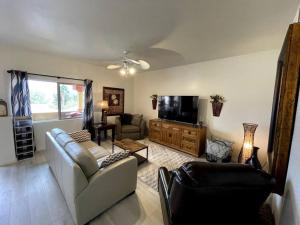 Spectacular Mountain Views at Hawk Ridge