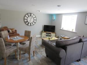 The Feed Room At Eastmoor Farm Fully Renovated Fully Equipped 2 Bed Luxury Mews Cottage 1 Mile from the Beach