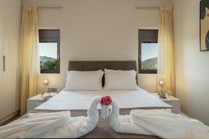 Villa Enny, 3 BD with Private Heated Pool