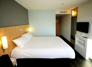 Hotels ibis Lyon Est Beynost : photos des chambres