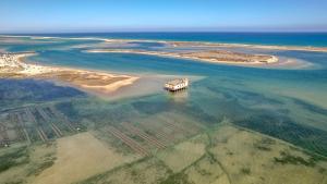 Ken Blacklock - 4hvězdičkové hotely ve městě Fuzeta