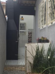 Casa Enseada, Prainha, Praia Grande prox mar com 2 ar split