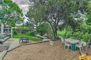 Green Valley Ranch - Family Home 13 Mins to DIA