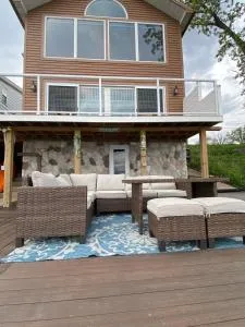 Hawks Nest - Edgerton