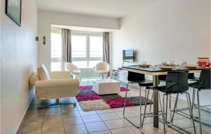 Cozy Apartment In Oostende With Wifi