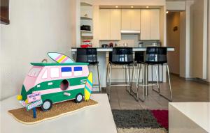 Cozy Apartment In Oostende With Wifi