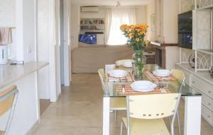 3 Bedroom Amazing Home In Estepona