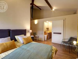 Gîte authentique au cœur du Parc du Pilat, animaux admis - FR-1-496-136