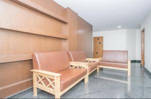 WesternSuites Hotel & Spa