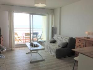 Studio cabine 4 pers, parking, plage, 2 étoiles, Saint-Gilles-Croix-de-Vie - FR-1-224-791