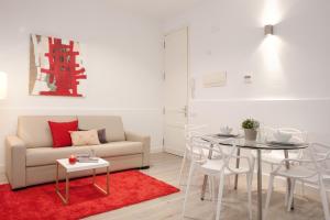 Click&Flat Seneca Suites