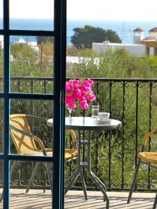 Castellania Hotel Apartments Tílos Greece