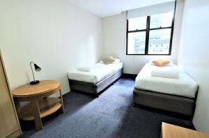 Twin Room with Shared Bathroom room in Siesta Sydney