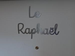 Appartements Le Raphael : photos des chambres