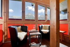 Alpking Hostel