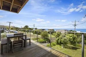 Sea Sunrise Ocean Views and Walk To Beach - Sugarloaf