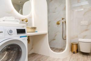 5 Star Residence 3Bdr, 2Bth, Roofdeck, Naxos Town