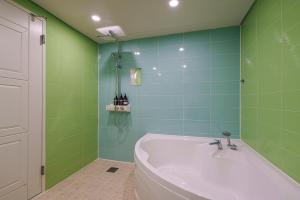 Little Prince Hotel&Condo