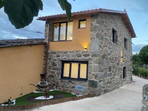 As Penedas, Casa dos Arcos