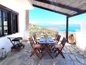 Beautiful Villa Helios with stunning sea view!