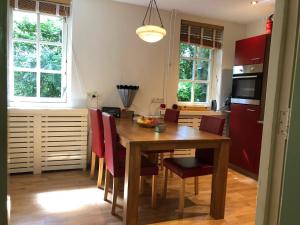 Bed and Breakfast De Haen - Privé-appartementen van 43 of 60 m2 met tweepersoons bubbelbad - Finse sauna - in westvleugel van luxe villa