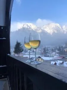 Cazare în Bușteni - apartament 3 camere - 阿祖加