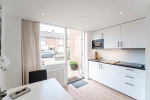 Happy Days Apartment - Luxurious - Free parking on own property